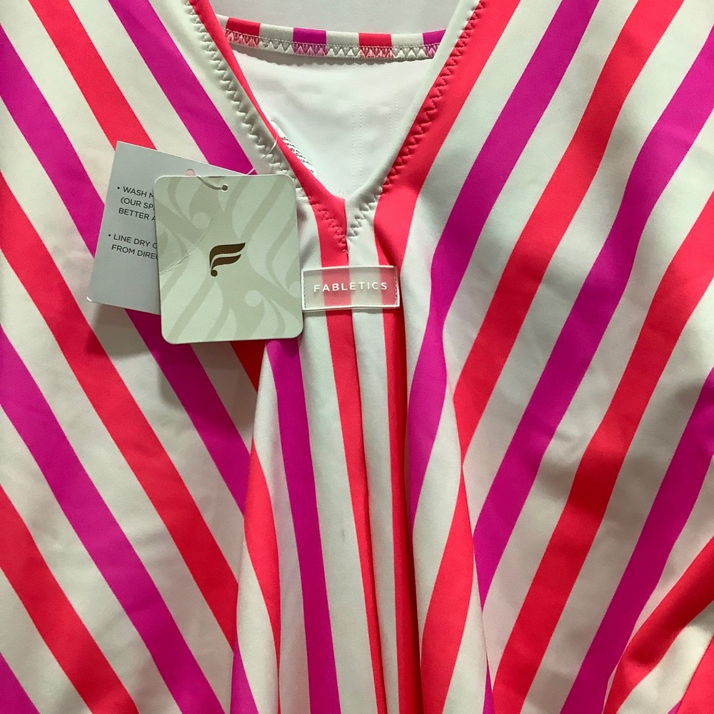 532. Fabletics Sunset Scoop One-Piece Swimsuit on Neon Candy Stripe. Size XXL - Picture 4 of 4